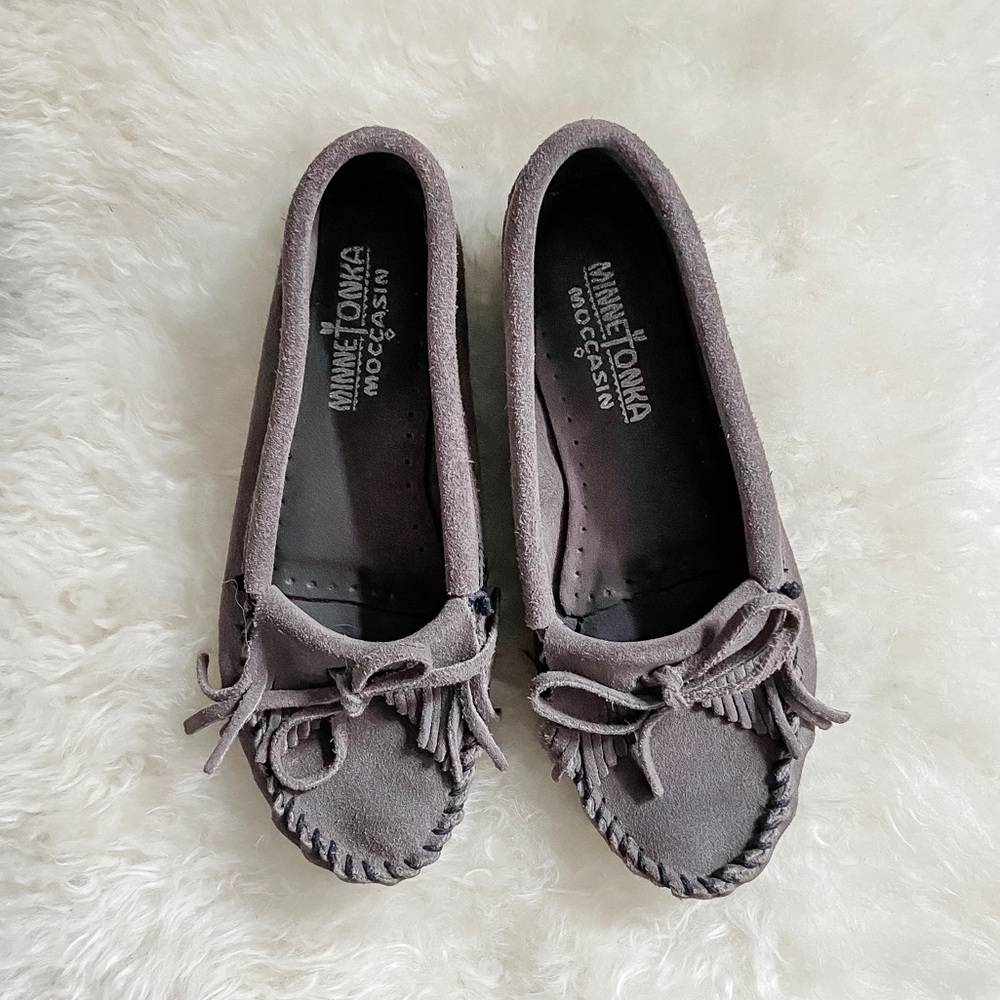 MINNETONKA Gray Moccasin